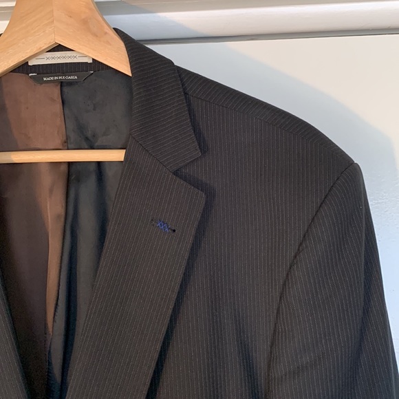 Van Gils (44L) - Picture 1 of 16